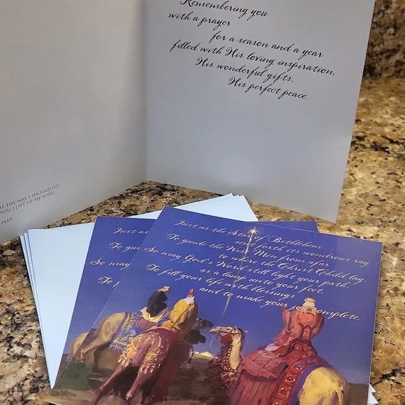 Lot of 64 Religious Christmas Cards - Picture 8 of 9